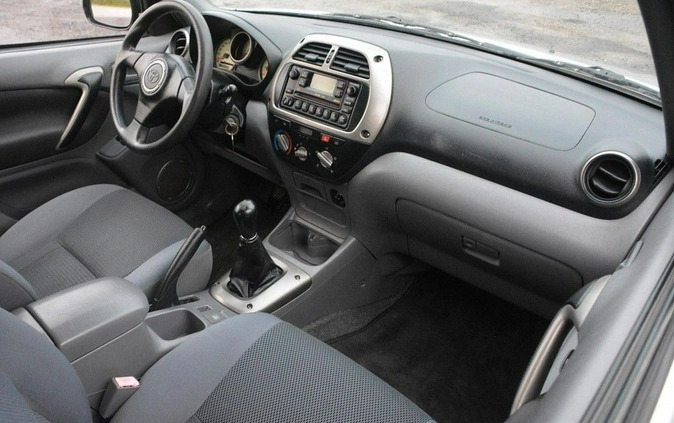 Toyota RAV4 cena 25300 przebieg: 229571, rok produkcji 2001 z Nowe Brzesko małe 254